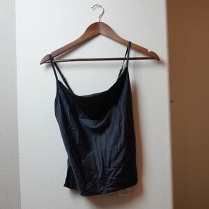NWT Black Scoop Tank
